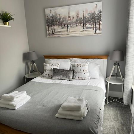 Modern, Spacious And Central Location Aberdare Kültér fotó
