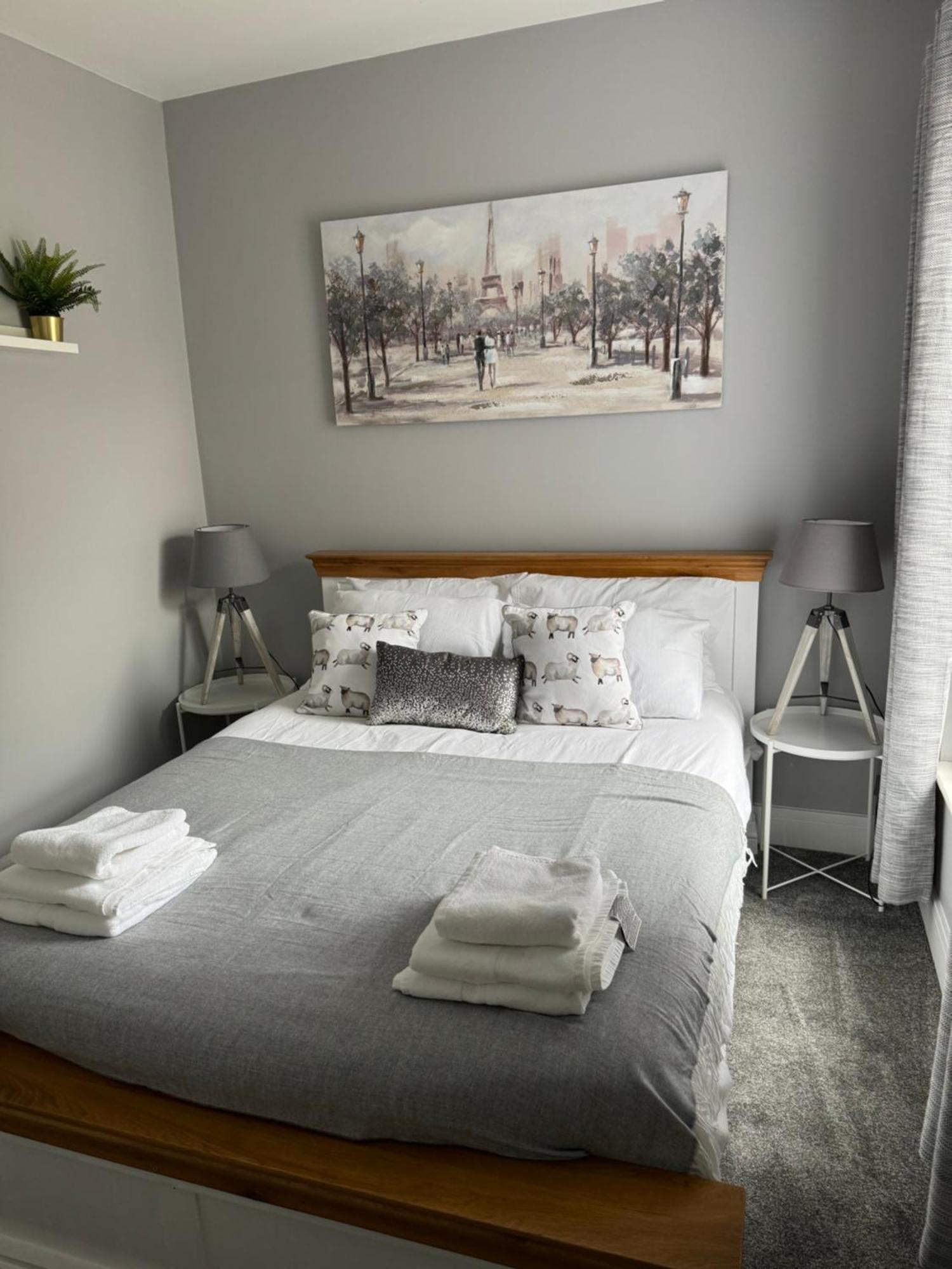 Modern, Spacious And Central Location Aberdare Kültér fotó