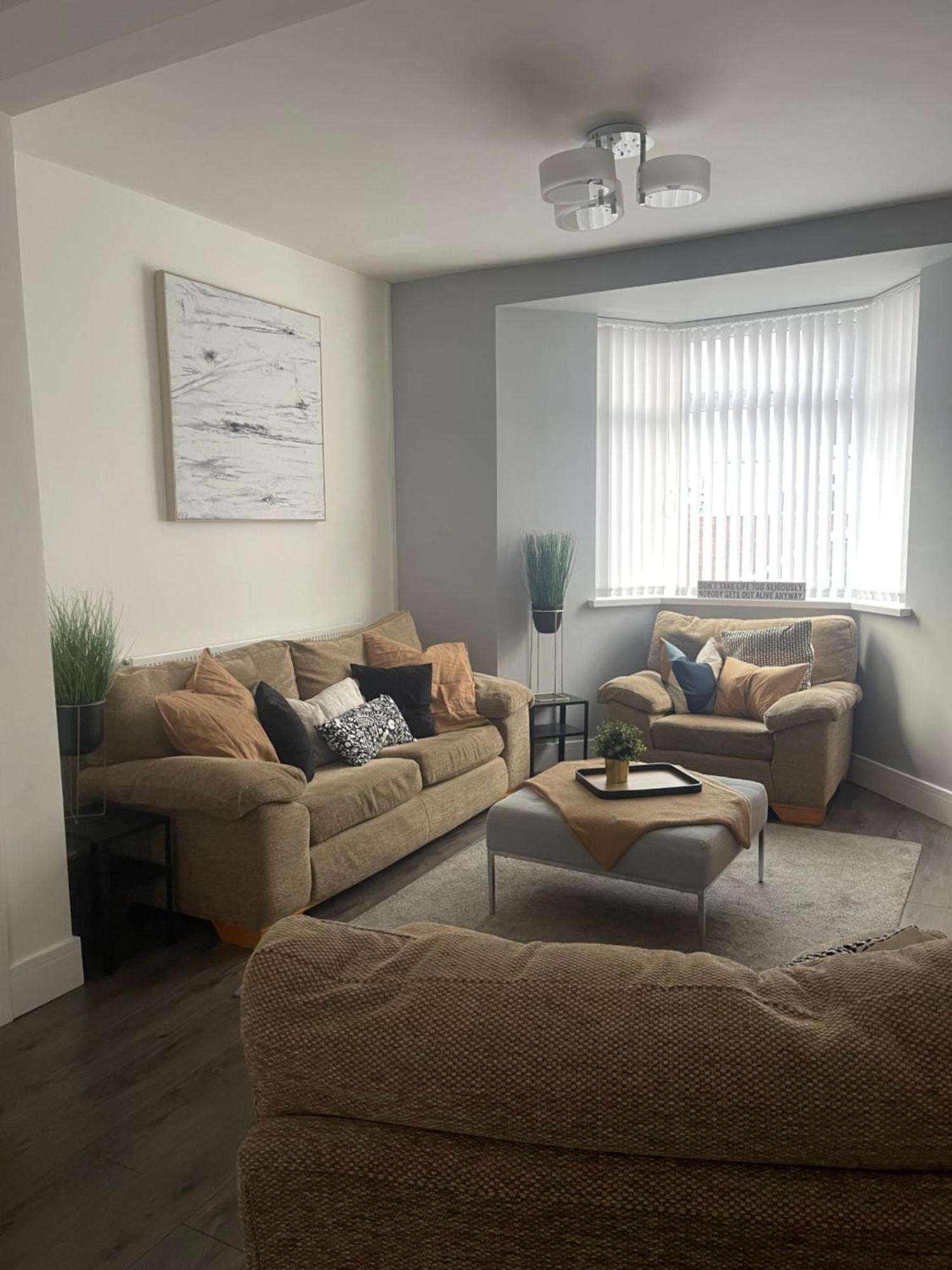 Modern, Spacious And Central Location Aberdare Kültér fotó