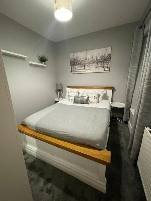 Modern, Spacious And Central Location Aberdare Kültér fotó